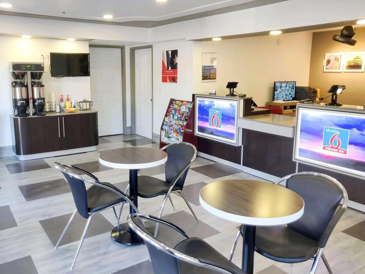 Studio 6-Fresno, Ca - Extended Stay Pinedale Экстерьер фото