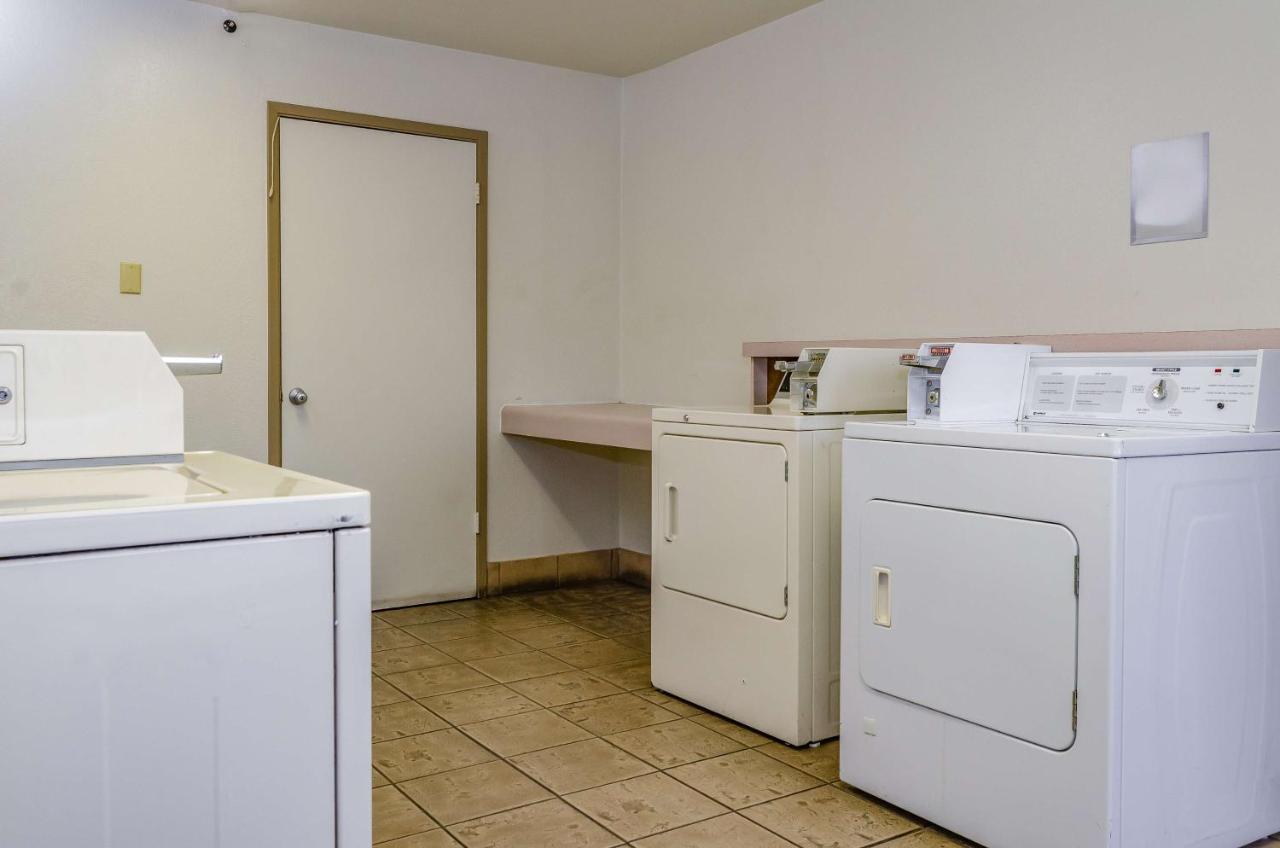 Studio 6-Fresno, Ca - Extended Stay Pinedale Экстерьер фото